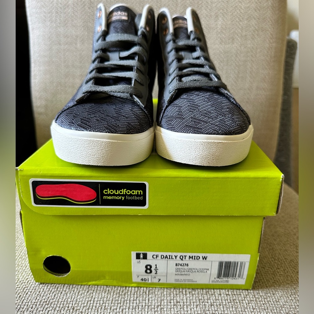 Adidas Neo Cloudfoam Daily QT Mid top sneaker Women’s size 8 1/2 grey pink